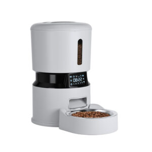 Sensible Pet Feeder with Scheduled Feeding – Wholesale Value Computerized Meals Dispenser for Cats and Canine